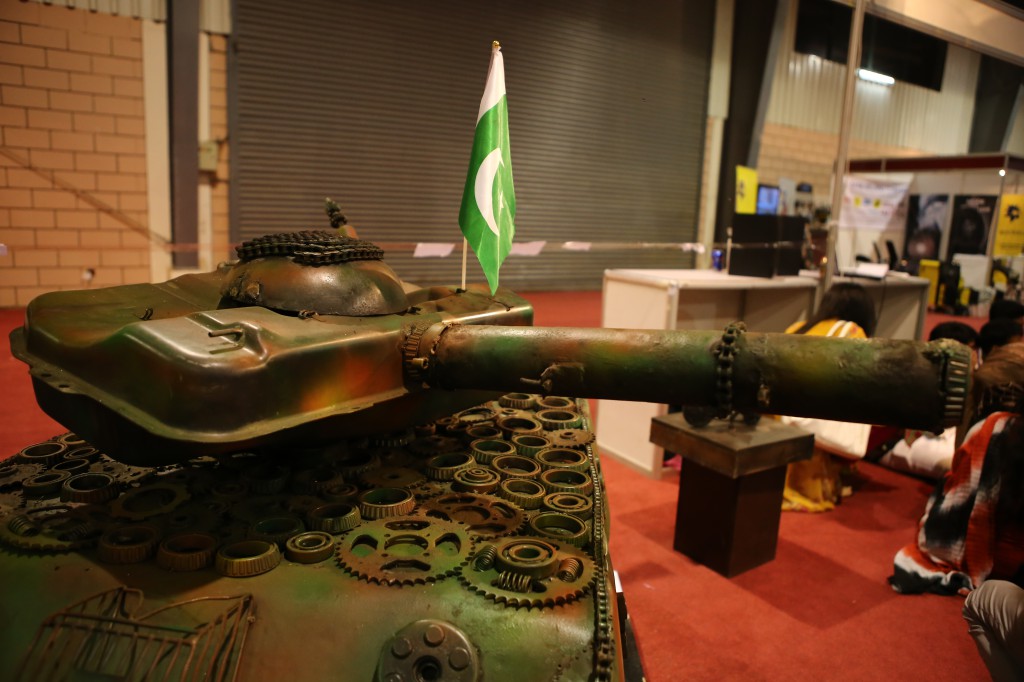  Engineering And Art-Competition